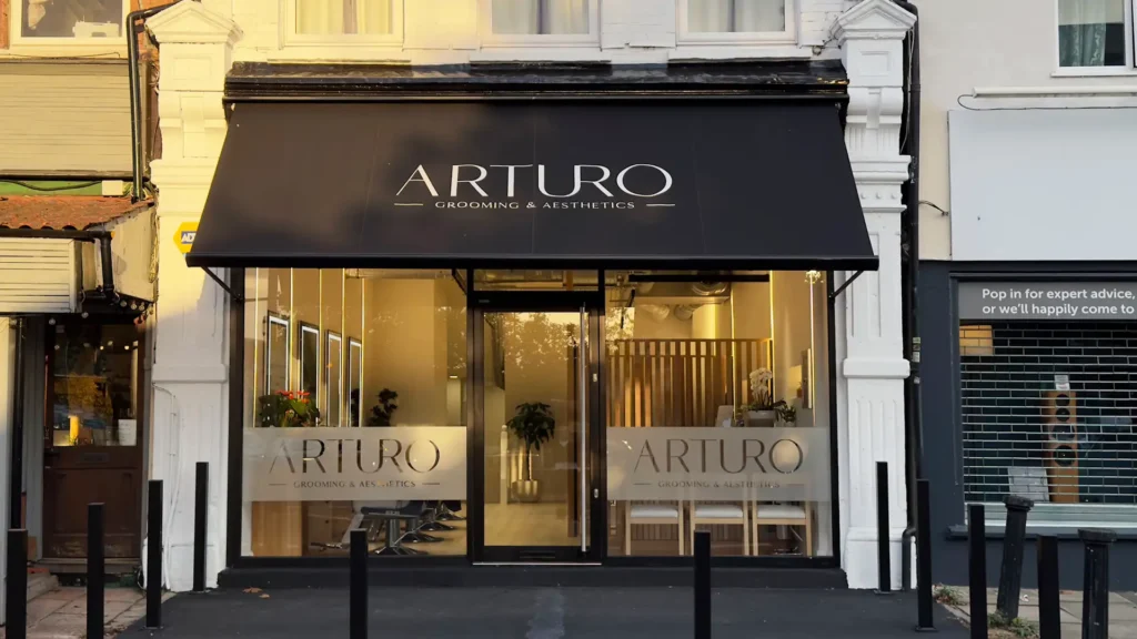 Arturo store front